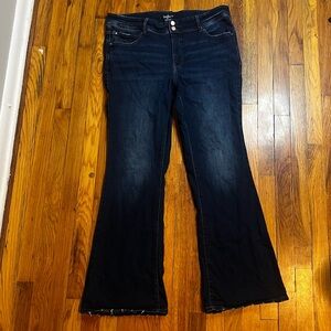 Maurice’s Everflex Flare Denim Jeans Size 18W